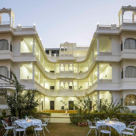 Sai Palace Hotel Удайпур Екстериор снимка